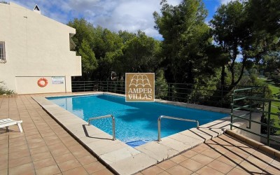 A beautiful bungalow located next to the Altea Golf Club.